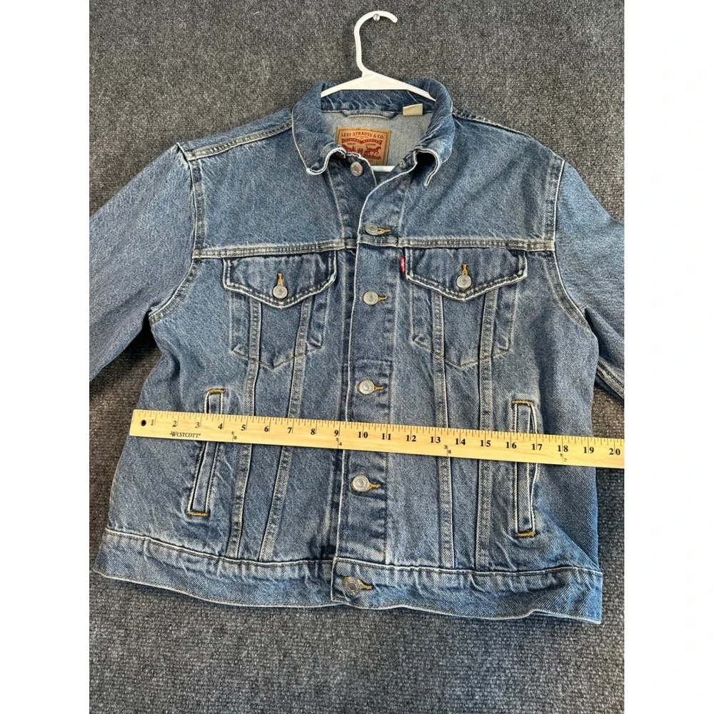 Levis Denim Trucker Jacket Medium Wash Blue Mens Large Classic Red Tab